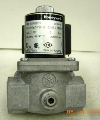 Honeywell solenoid open vent valve **V4295S1013**