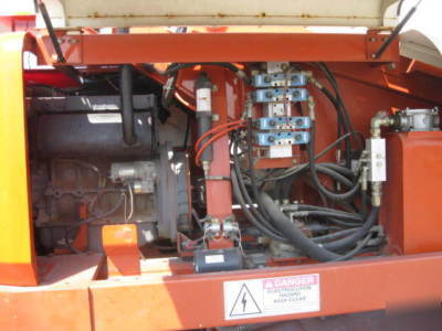 2000 snorkel TB60- 60FT platform diesel 4X4--no 