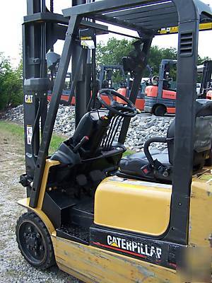 Caterpillar 4000 lb cap forklift 2000 yr 6341 hours