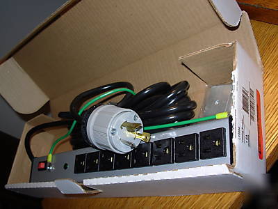 Wiremold perma power computer grade surge suppressor